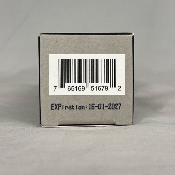 VGO NIB SPF 50 PA+++ Universal Tinted Moisturizer - Picture 5 of 5